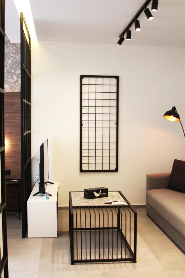 K58 Luxury Apartment Monastiraki Metro Station Acropolis Jacuzzi Athens Ngoại thất bức ảnh