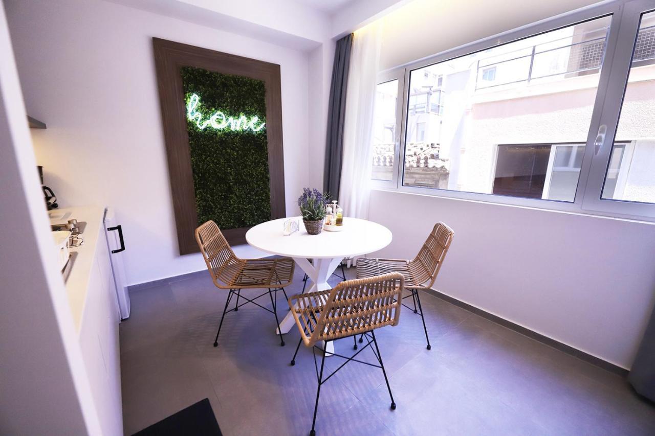 K58 Luxury Apartment Monastiraki Metro Station Acropolis Jacuzzi Athens Ngoại thất bức ảnh